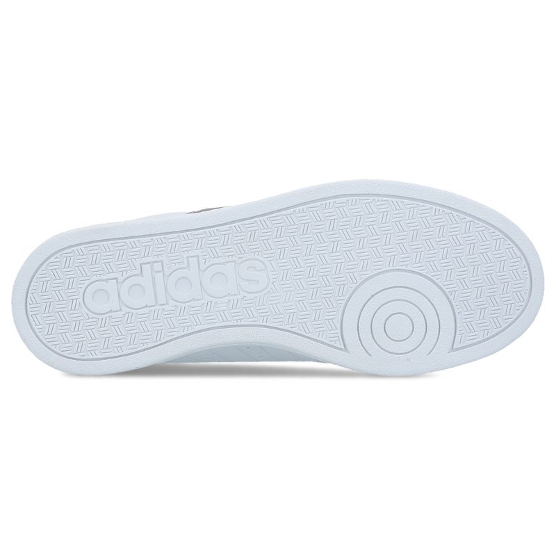 Adidas aw3865 deals vs advantage
