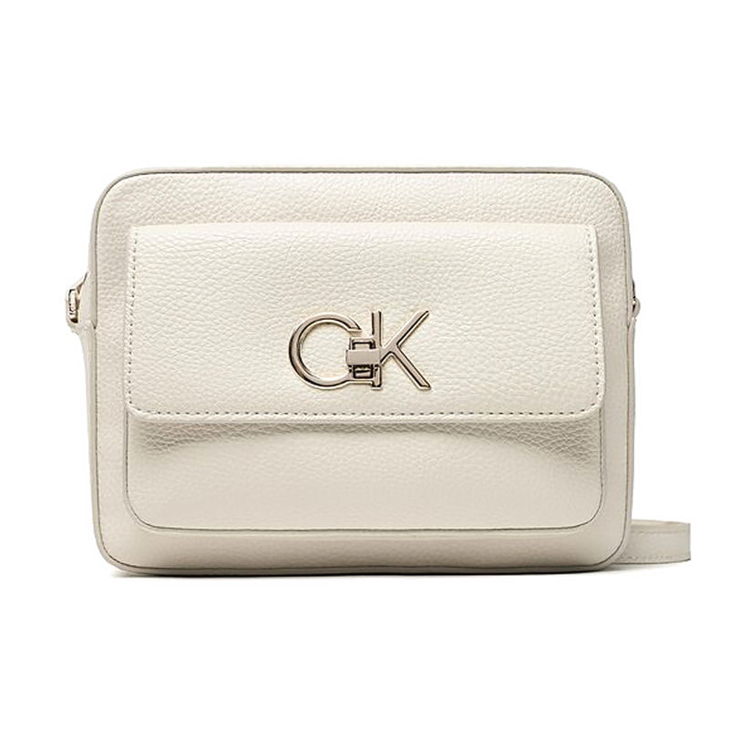 Ženska torba Calvin Klein Re-Lock Camera Bag With Flap Pbl