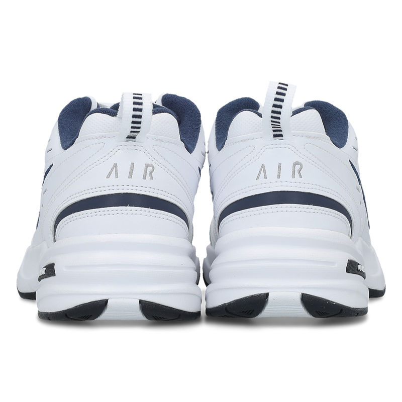 Nike monarch cena deals