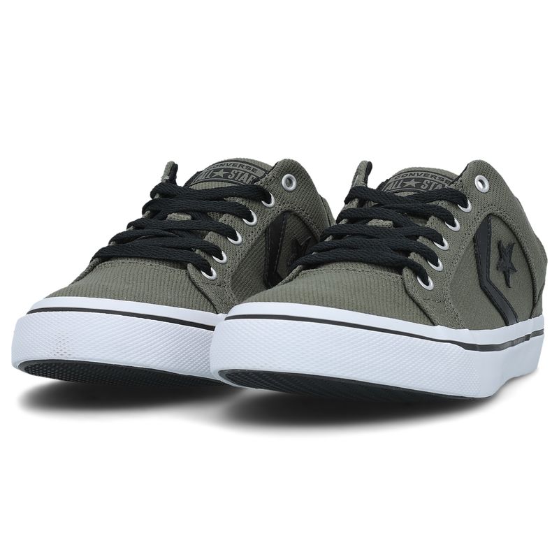 Mu ke patike Converse El Distrito