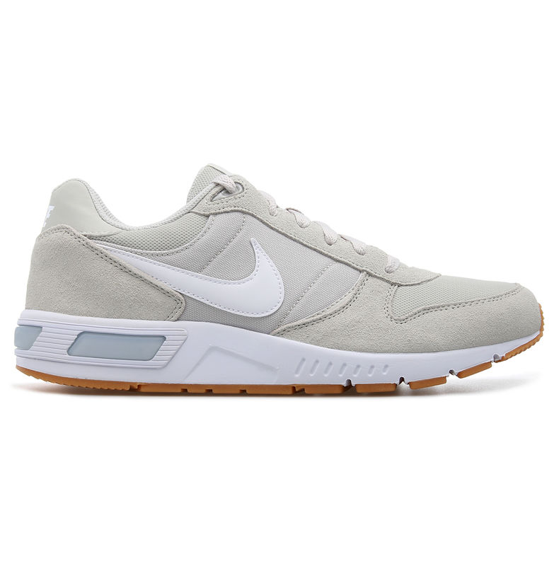 nike nightgazer cena