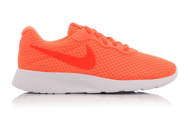 Ženske patike Nike WMNS TANJUN