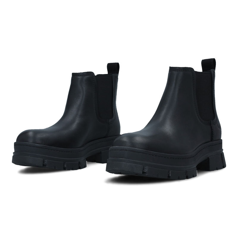 ugg w ashton lace up