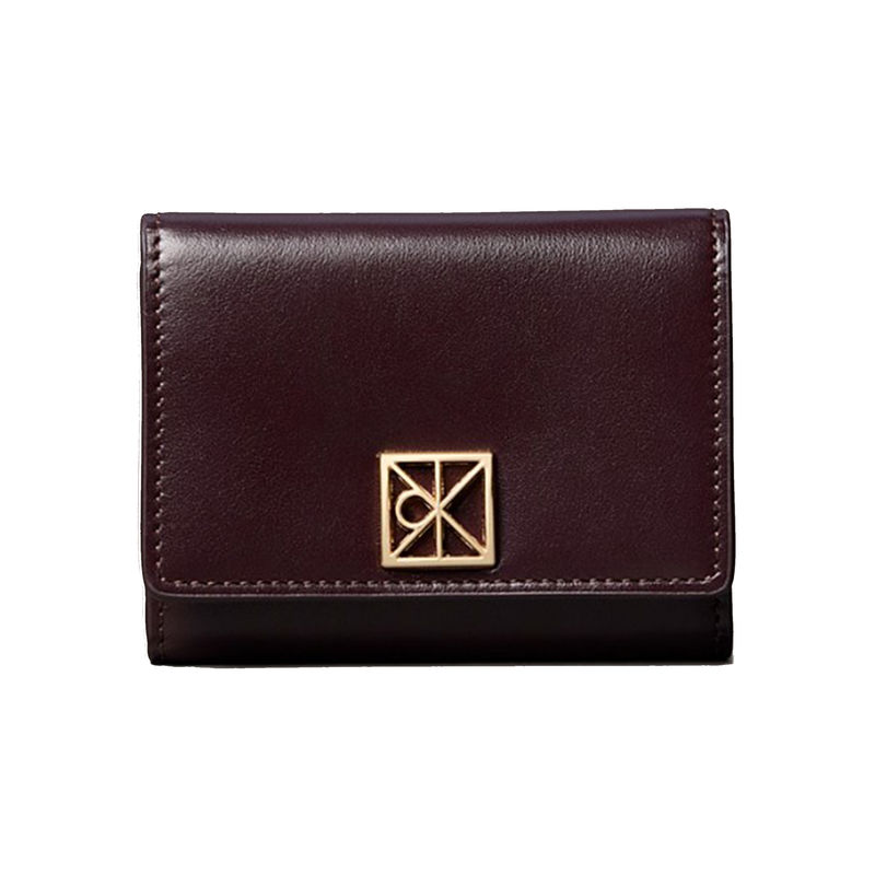 Ženski novčanik Calvin Klein emblem hw medium trifold