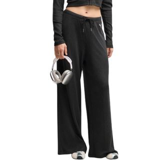 Ženska trenerka donji deo Puma Ess ribbed wide leg soft touch pants op